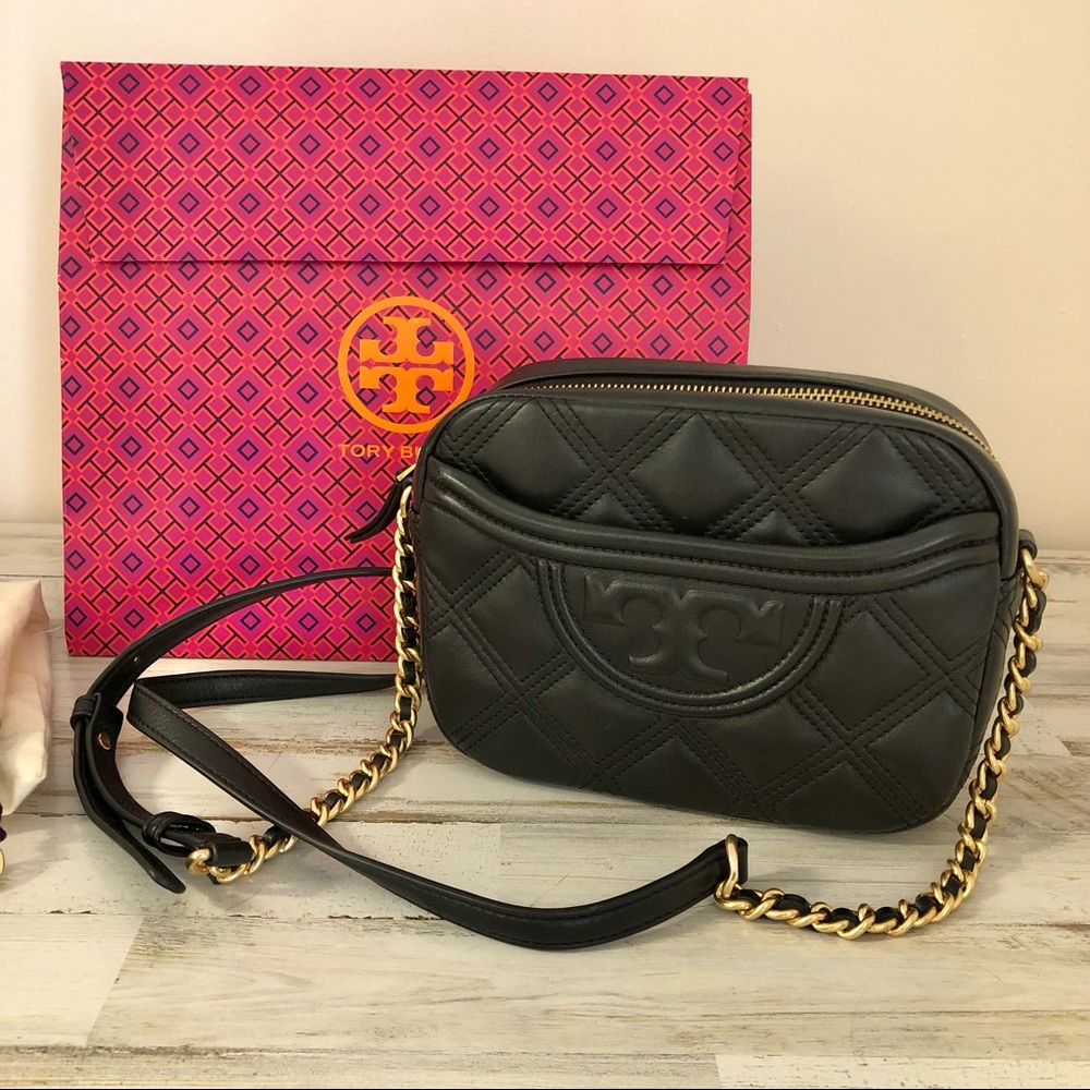 TORY BURCH Quilted Fleming Camera Bag in Black